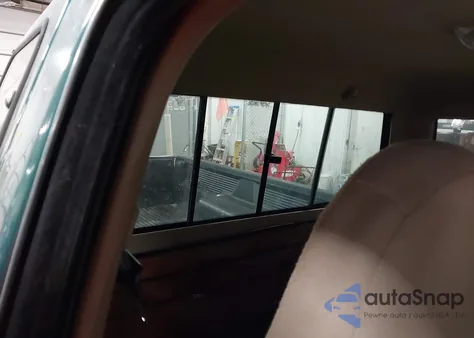 2000 Ford Ranger Xl/Xlt z USA, uszkodzony, nr VIN 1FTYR14V7YPB04718